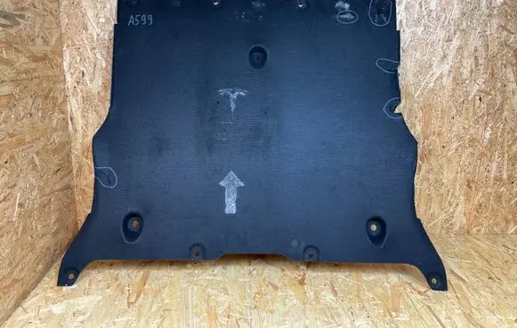 Tesla Model 3 Engine splash shield/under tray 1104312-00-B