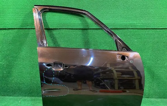 Opel Zafira C Front door