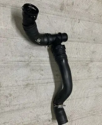 Land Rover Range Rover Sport L494 Engine coolant pipe/hose CPLA8584CA CPLA8260CD