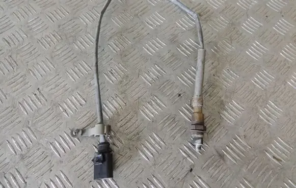 Volkswagen Golf VII Lambda probe sensor 06K90626AC
