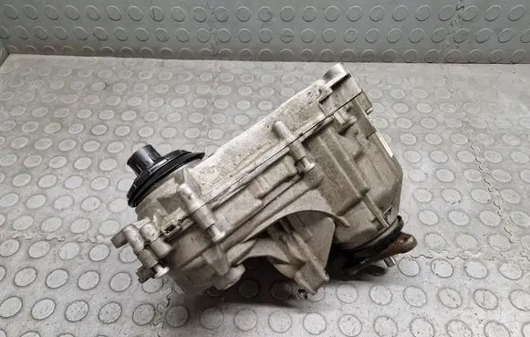 BMW X3 G01 Gearbox transfer box case 9470189