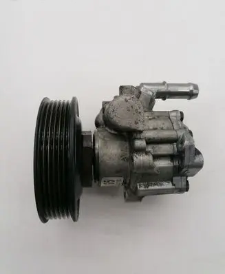 Volkswagen New Beetle Power steering pump 1J0422154H 7690955105