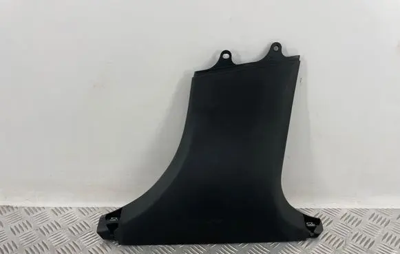 Mercedes-Benz C W205 (B) pillar trim (bottom) A2056900425 52052 18321224