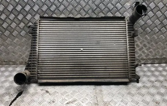 Volkswagen PASSAT B6 Intercooler radiator