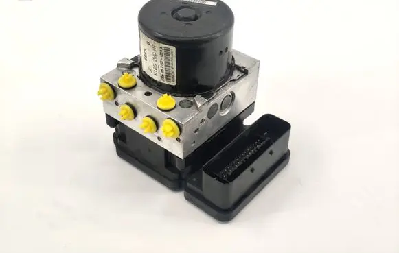 Suzuki Alto ABS Pump 06210210244 06210953943 06261932961