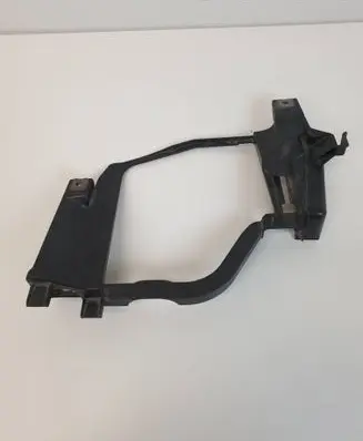 BMW 5 E60 E61 Headlight/headlamp mounting bracket 15873700
