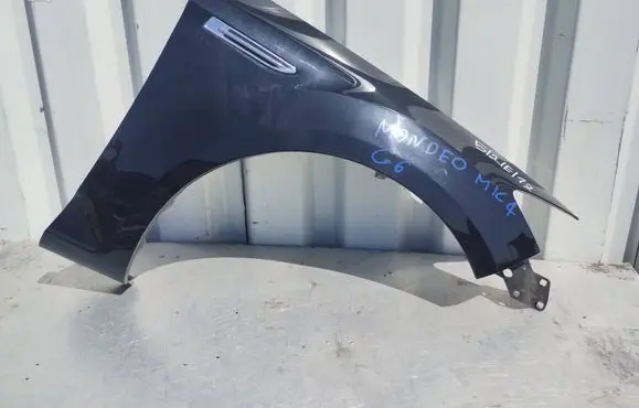 Ford Mondeo MK IV Fender 52E17
