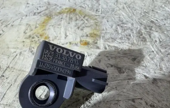 Volvo V40 Airbag deployment crash/impact sensor 31387891 160545004094