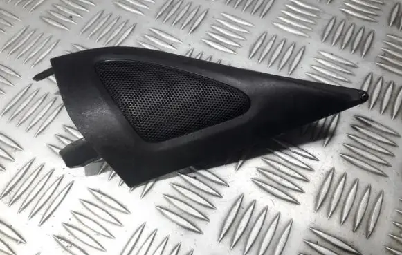 Side speaker trim/cover