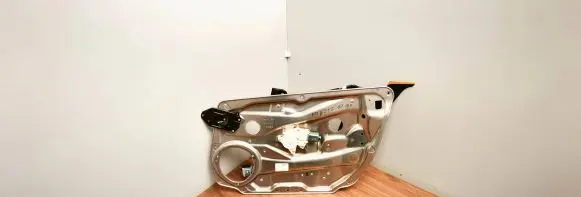 Mercedes-Benz E W212 Rear door window regulator with motor 981693105 971218100 A2048200242