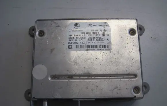 Mercedes-Benz E W211 Bluetooth control unit module A2118700026