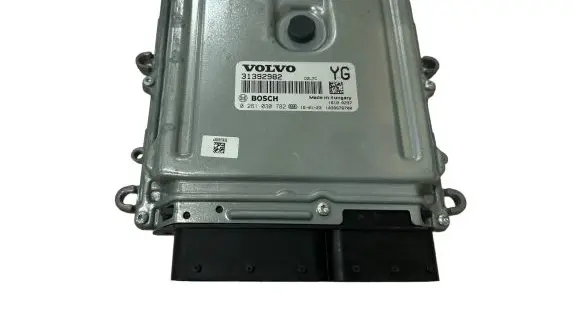 Volvo XC70 Engine control unit/module 31392982 1039S76700 0281030782
