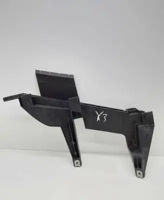 BMW X3 E83 Headlight/headlamp mounting bracket 073025
