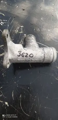 Volkswagen PASSAT B3 Coolant pipe/hose 027121133D