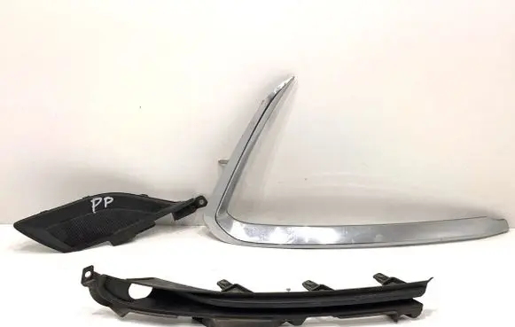 Mazda CX-9 Front bumper lower grill 