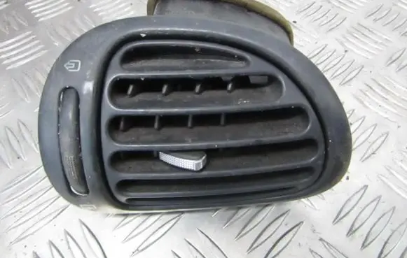 Peugeot 206 Dash center air vent grill 9632184877