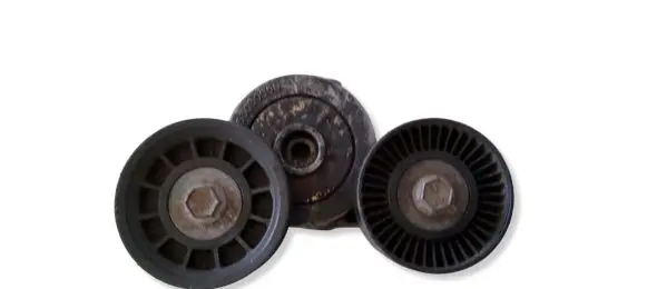 Jeep Grand Cherokee (WK) Generator/alternator belt tensioner 553030958