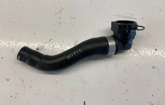 BMW X5 F15 Engine coolant pipe/hose 8514066