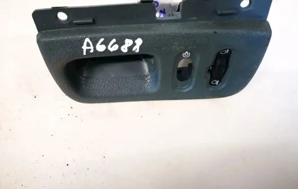 Renault Scenic I Headlight level height control switch 7700841235