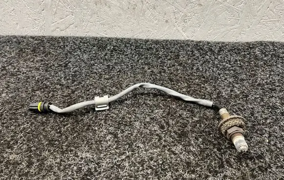 BMW 5 F10 F11 Lambda probe sensor 7539137