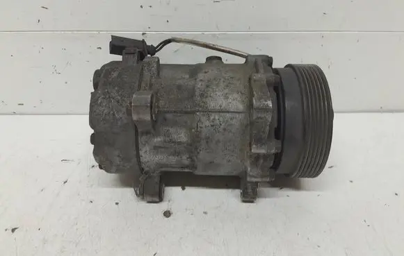 Volkswagen Caddy Air conditioning (A/C) compressor (pump) 7H0820803C SD7V16