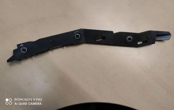 Citroen C4 I Picasso Front bumper mounting bracket 9656670980