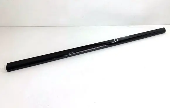 Mercedes-Benz CLA C117 X117 W117 Front door windshield rail A1177250382