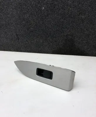 Nissan Murano Z51 Electric window control switch 829611AA0A