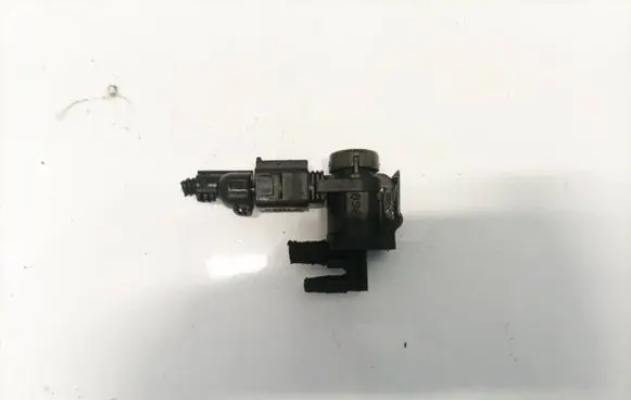 Skoda Octavia Mk1 (1U) Turbo solenoid valve 1j0906283c