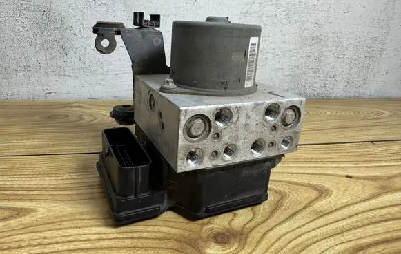 Ford S-MAX ABS Pump BG912C405FB