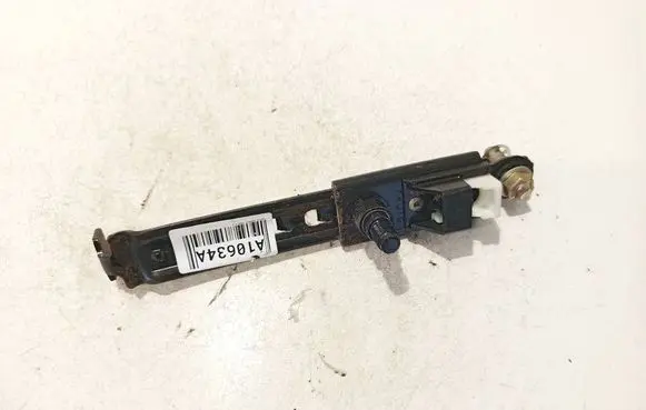 Toyota Avensis T250 Seat belt adjustment rail 