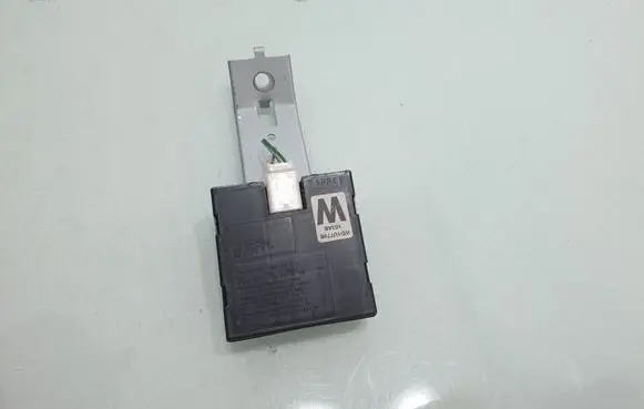 Nissan Juke I F15 Keyless (KESSY) go control unit/module WD1U779B