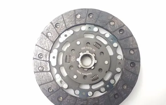 Opel Insignia A Clutch pressure plate 322037010