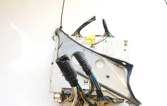 Lexus GS 300 350 430 450H Fuse box set 8273030631 82730-30631