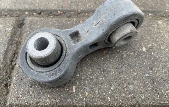 Rear anti-roll bar/stabilizer link