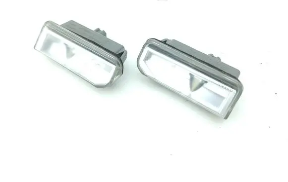 Lexus IS 220D-250-350 Number plate light