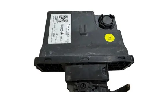 Volkswagen e-Golf Other control units/modules 5GE907458A 5GE907458