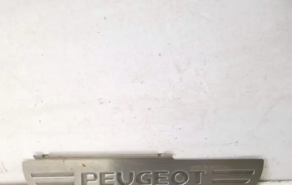 Peugeot 407 Rear sill trim cover