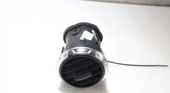 Audi TT Mk1 Dashboard side air vent grill/cover trim
