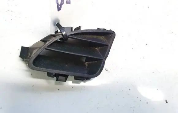 Dashboard side air vent grill/cover trim