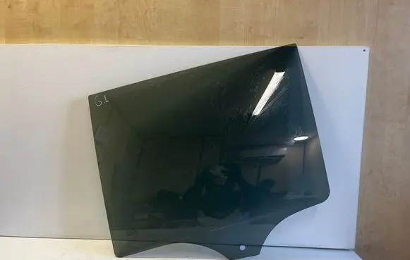 Mercedes-Benz GLB X247 Rear door window glass A2477351100