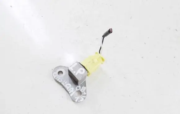 Nissan Qashqai Airbag deployment crash/impact sensor