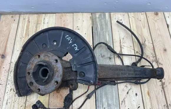 Porsche Cayenne (9PA) Front wheel hub spindle knuckle 7L0407258A