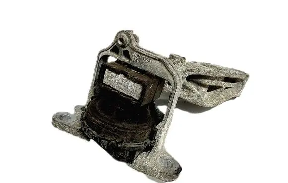 Engine mount bracket