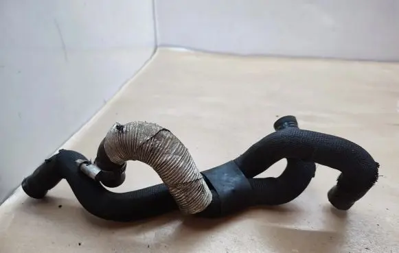 Volvo XC60 Engine coolant pipe/hose 30757649