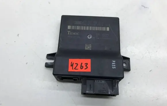 Audi A6 S6 C6 4F Gateway control module 4F0907468D 4F0910468A 8006TF7MNL