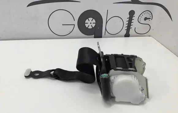 Mercedes-Benz E W214 Rear seatbelt A2068604700