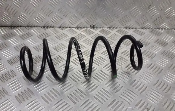 Suzuki Swift I Rear coil spring