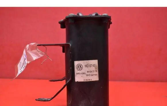 Audi A3 S3 A3 Sportback 8P Fuel filter housing 1K0127400J