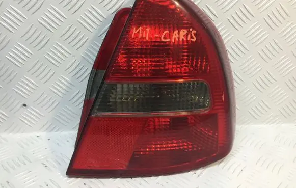 Mitsubishi Carisma Rear/tail lights